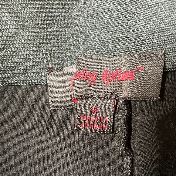 Black Ankle-Length Pants - Picture 2 of 9